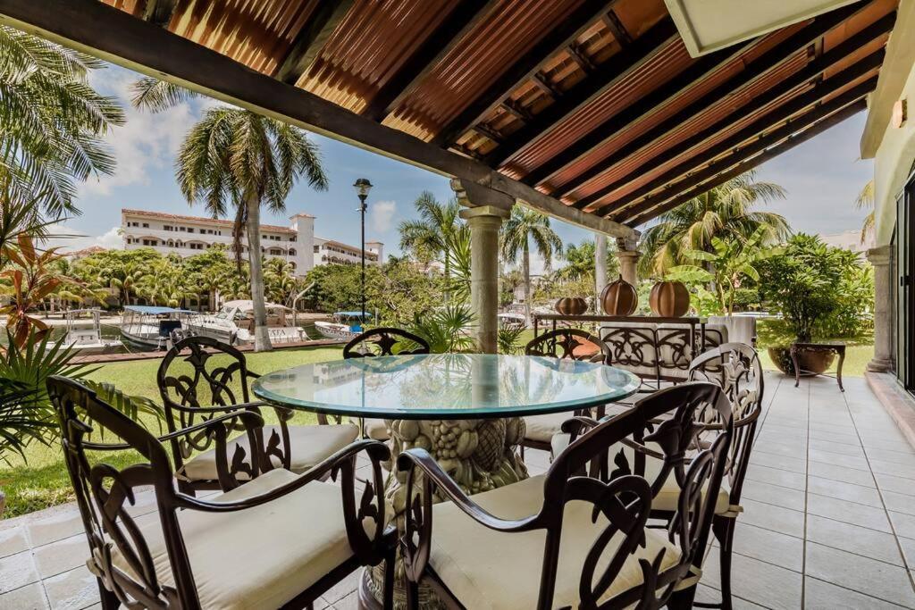 Elegant Lagoon Front Villa By Casa Paraiso Канкун Экстерьер фото